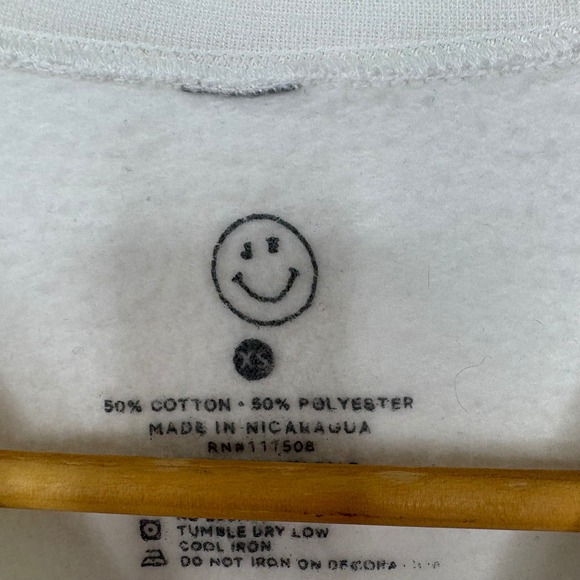 Diet Coke Pink Bow Graphic Sweatshirt White Crewneck Coquette Aesthetic XS - Picture 4 of 5